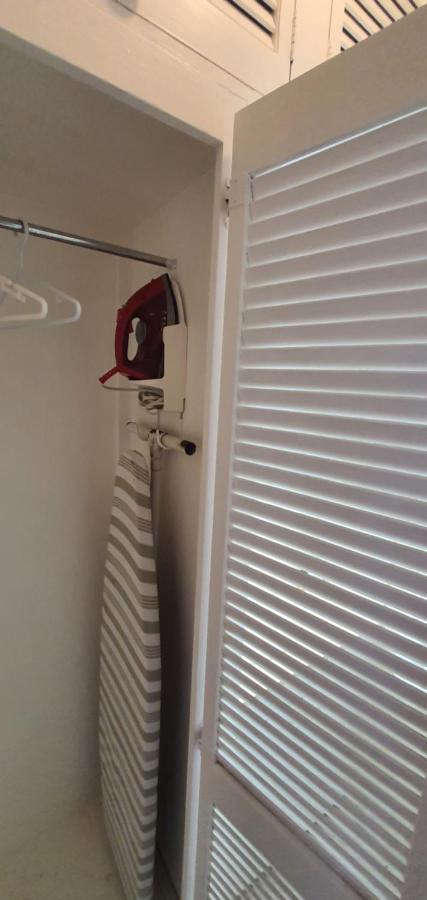 Hastings Towers 4D - Studio Apt Opp Beach Bridgetown Dış mekan fotoğraf